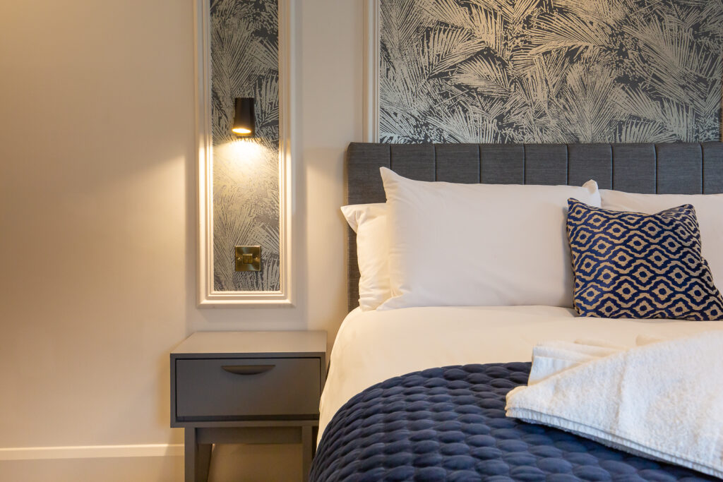 Edel spacious room 5 good